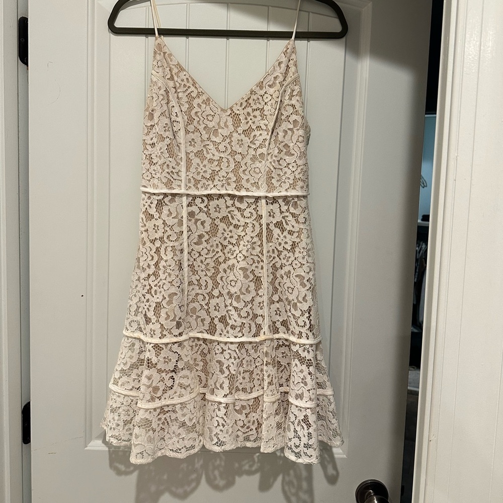 Lush: Cream and white lace dress - S - Minor discoloring (pictured)